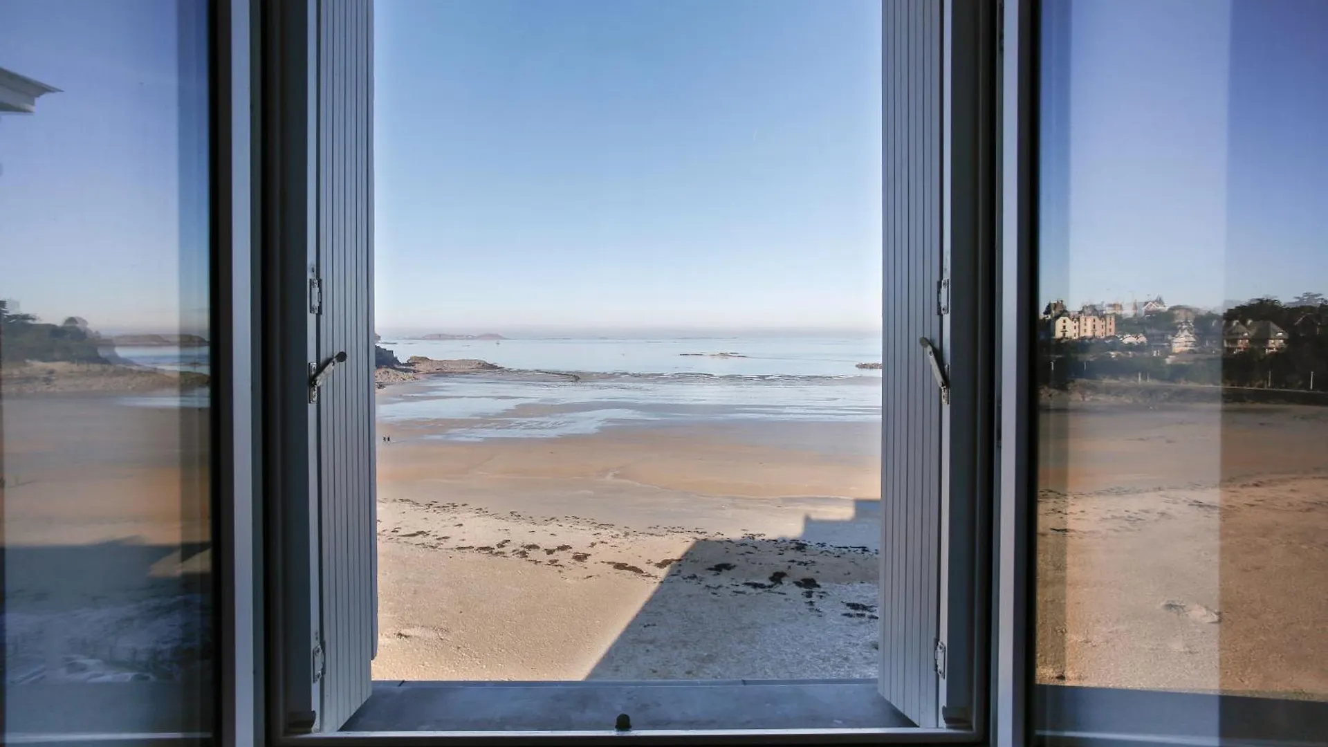 Full Sea View With Direct Beach Access 迪纳尔